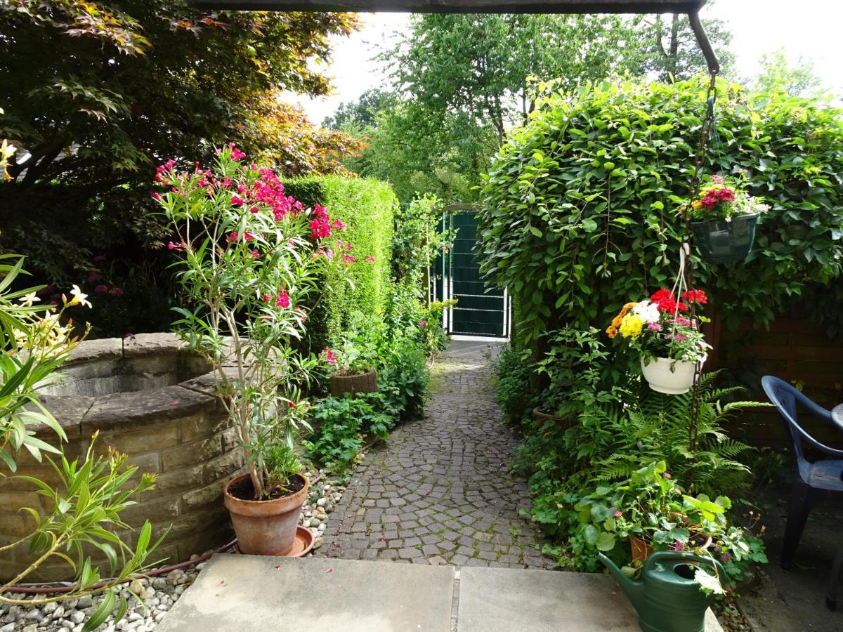 Ferienwohnung Im Gruenen Mit Balkon Herdecke Eksteriør bilde